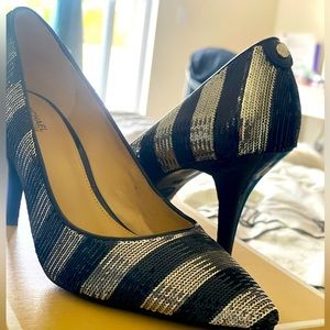 MICHAEL MICHAEL KORS Mid Pump